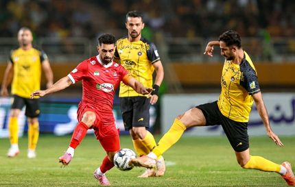 پایان طلسم شکست ناپذیری سپاهان مقابل پرسپولیس با وحید هاشمیان