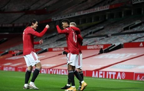 حذف لیورپول بدست دشمن دیرینه / بارسا بدون مسی می‌برد