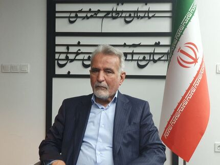 برای حل بحث تعارض منافع جامعه مهندسین با وزیر راه رایزنی خواهیم کرد