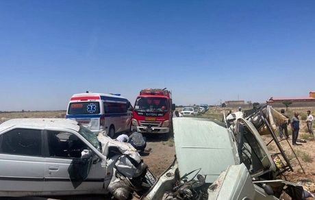 ۱۳ کشته و زخمی در دو تصادف جداگانه