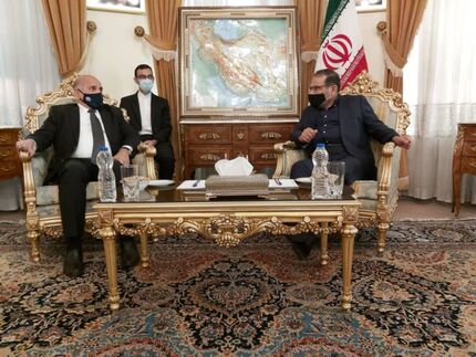 شمخانی: عادی سازی روابط با رژیم صهیونیستی اختلافات را در منطقه گسترش می‌دهد 