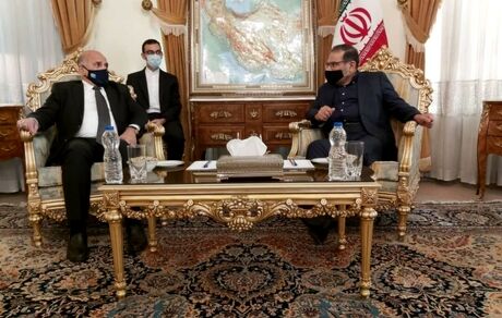 شمخانی: عادی سازی روابط با رژیم صهیونیستی اختلافات را در منطقه گسترش می‌دهد 