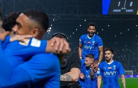 الهلال با شکست تیم رونالدو قهرمان شد