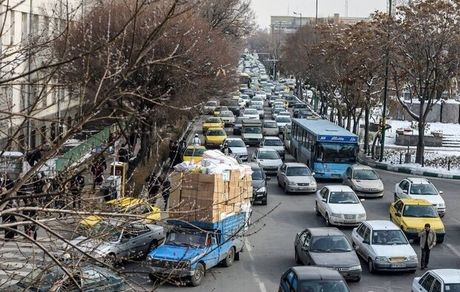 محسن هاشمی:  طرح ترافیک باید از درب منازل انجام شود