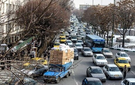 محسن هاشمی:  طرح ترافیک باید از درب منازل انجام شود