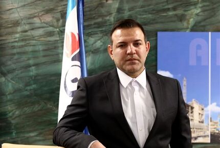 رئیس فدراسیون فوتبال هر روز تنها تر از دیروز