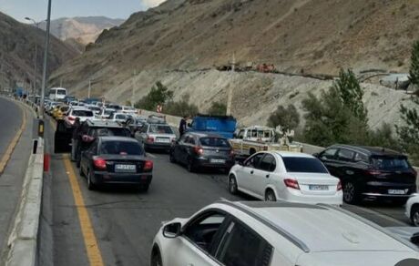 آزادراه تهران-شمال و جاده چالوس یک‌طرفه شدند