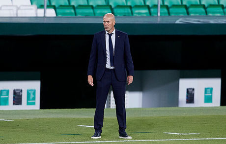 زیدان: با بازیکن جدیدی قرارداد امضا نخواهیم کرد