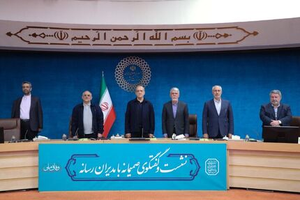 رئیس جمهور: مذاکرات براساس مصوبه شورای عالی امنیت ملی است / اقتصاد و معیشت مردم دغدغه‌های دولت است