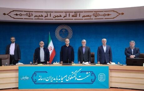 رئیس جمهور: مذاکرات براساس مصوبه شورای عالی امنیت ملی است / اقتصاد و معیشت مردم دغدغه‌های دولت است