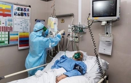 هشدار سازمان غذا و دارو نسبت به داروی تقلبی درمان قارچ سیاه با قیمت ۲۰ برابری