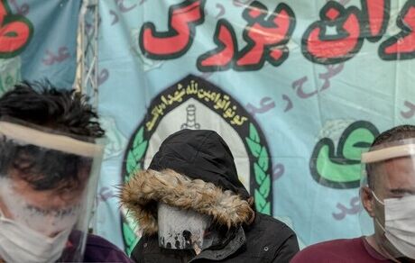 آزار و اذیت زن جوان از سوی ۳ مرد مسافربرنما