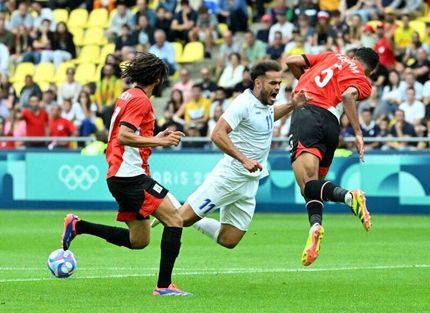 هافبک ازبکستانی تیم فوتبال پرسپولیس مصدوم شد