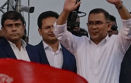 بازگشت رئیس حزب ملی‌گرای بنگلادش به این کشور پس از نزدیک به ۱۷ سال تبعید