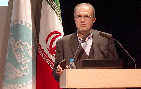 با تولید ۲ درصد علوم جهان،‌ مصرف‌کننده آن نیستیم/نهال علوم پایه را در دولت بکاریم