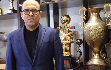 واکنش مدیرعامل استقلال به حقوق ۱۵ میلیونی‌اش
