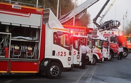 مهار آتش سوزی اسکله صیادی بندرعباس