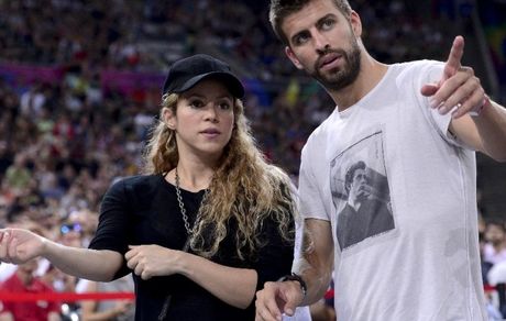 پیکه در آستانه جدایی از بارسلونا