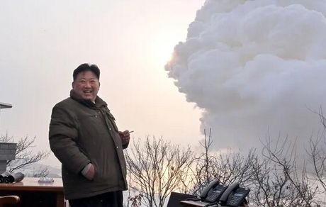 کره شمالی دوباره دو موشک دیگر آزمایش کرد