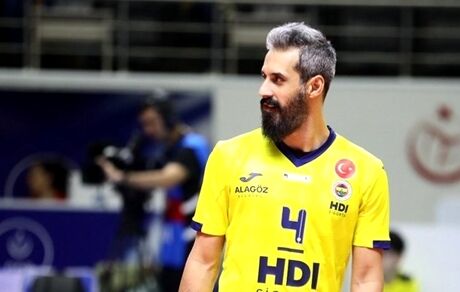 سعید معروف گزینه سرمربیگری شهداب یزد
