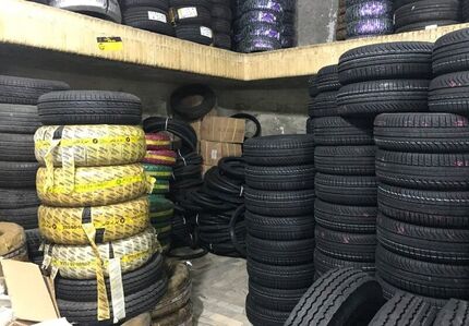 کشف انبار احتکار لاستیک در بیرجند