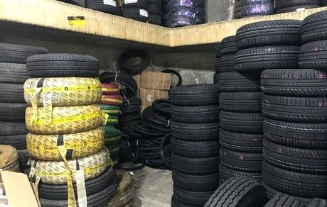 کشف انبار احتکار لاستیک در بیرجند