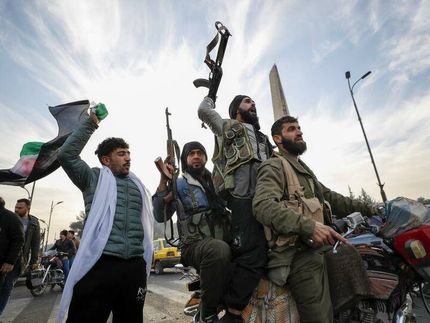 برای اولین بار، دیپلماتهای آمریکایی با سران گروه حاکم بر سوریه دیدار میکنند