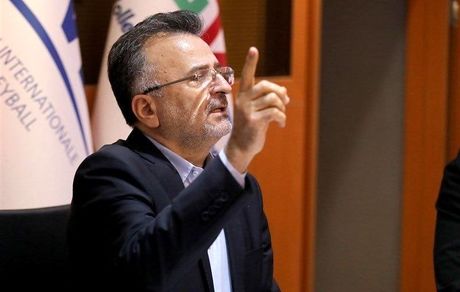 داورزنی: عطایی سرمربی تیم ملی می‌ماند