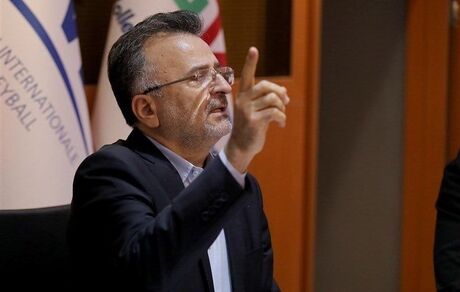 داورزنی: عطایی سرمربی تیم ملی می‌ماند