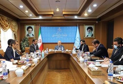 وزیر دادگستری: با اصلاح ساختار وزارت دادگستری در صدد افزایش بهره وری هستیم