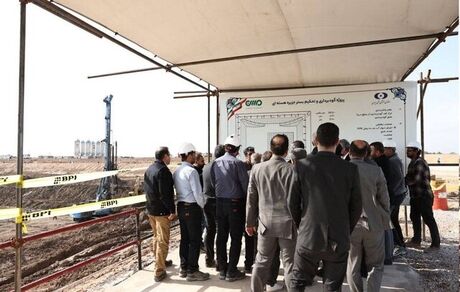 بازدید رییس سازمان انرژی اتمی از ساخت نیروگاه اتمی ۳۰۰ مگاواتی کارون