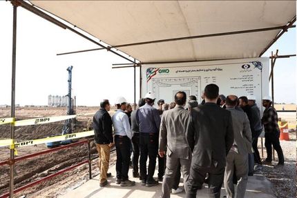 بازدید رییس سازمان انرژی اتمی از ساخت نیروگاه اتمی ۳۰۰ مگاواتی کارون