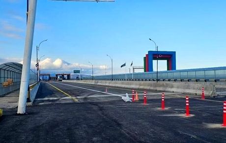 پل اتومبیل رو آستارا ایران به آستارا جمهوری آذربایجان افتتاح شد