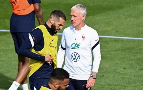 کریم بنزما در فینال جام جهانی حضور نخواهدداشت و ستاره فرانسوی دعوت مکرون را رد کرد