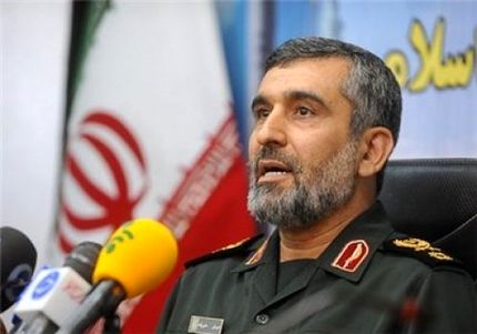 سردار حاجی زاده : ایران مرهون مجاهدت فرزندانی است که در مکتب اسلام درس عشق و ایثار آموختند