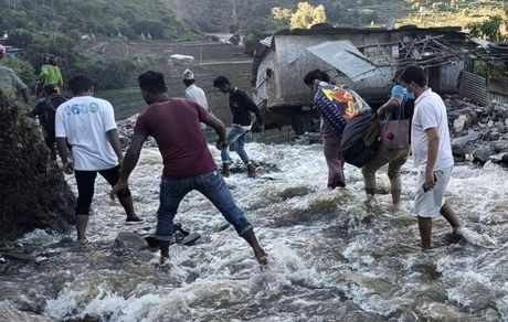 ۲۵ مفقودی در بارش‌های سیل آسای نپال