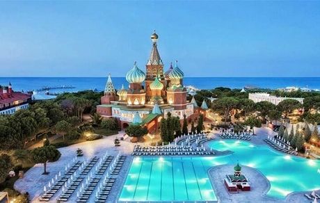 آمار گردشگران آنتالیا ترکیه در چهارماه به یک میلیون نفر رسید / روس‌ها در صدر مسافران