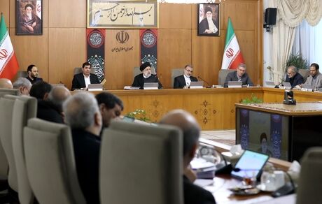 رئیسی: اعضای دولت رهنمودهای رهبر انقلاب را تکلیف اداری و دستور کار الزامی خود بدانند