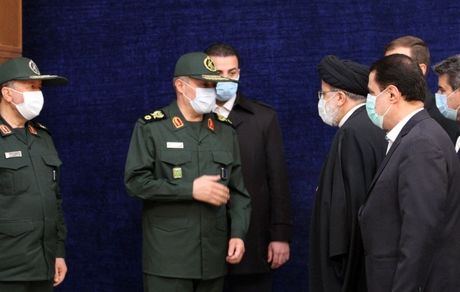 پیگیر تصویب طرح ساماندهی پیله‌وری هستیم