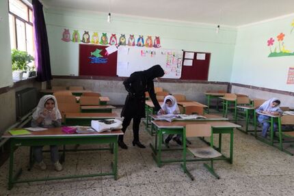 شرایط نقل و انتقال فرهنگیان اعلام شد/آغاز ثبت نام از ۱۰ اردیبهشت
