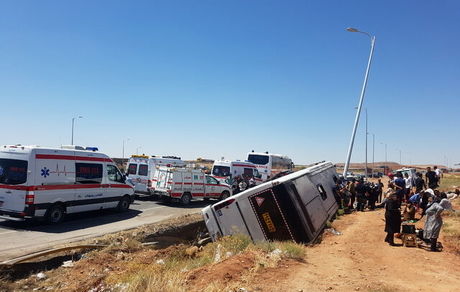 سرعت بالا و نقص فنی عامل واژگونی اتوبوس تهران- گنبد