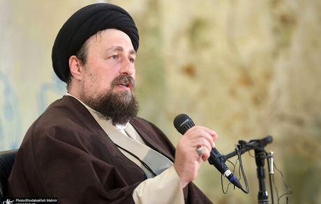 جمهوری اسلامی لحظه‌ای در دفاع از وحدت اسلامی دچار تزلزل نشد