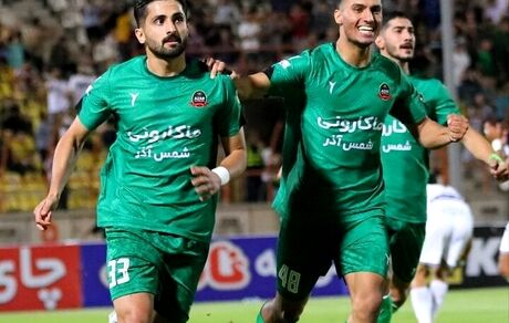 تساوی شمس آذر و چادرملو در بازی ۸ گله!