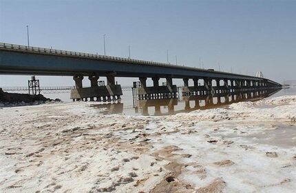 معاف شدن زائران اربعین از عوارض پل میان‌گذر دریاچه ارومیه