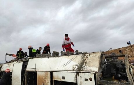 20 مصدوم در پی واژگونی اتوبوس در محورتبریز-آذرشهر