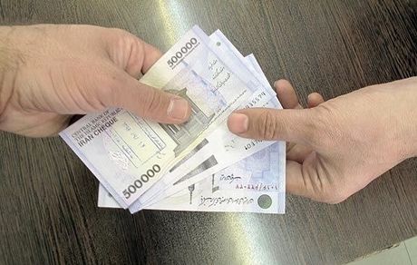 افزایش حداقل ۱۰ درصدی حقوق کارکنان دولت در سال آینده