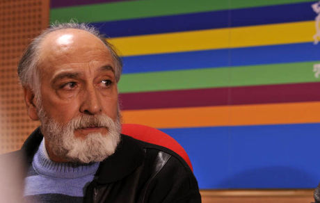  محمود پاک‌نیت: برای مسئولان صداوسیما کیفیت اهمیتی ندارد/ مردم کارهای هجو تلویزیون را نمی‌بینند 