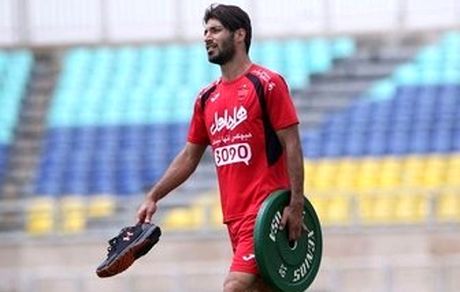 خلیل‌زاده: حق بیرانوند خورده شد