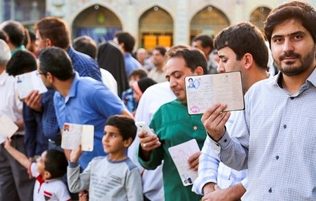  دعوت ۸۲۵ تشکل دانشجویی از مردم برای مشارکت در انتخابات/ فردا باید وضعیت اقتصادی کنونی را پایان دهیم