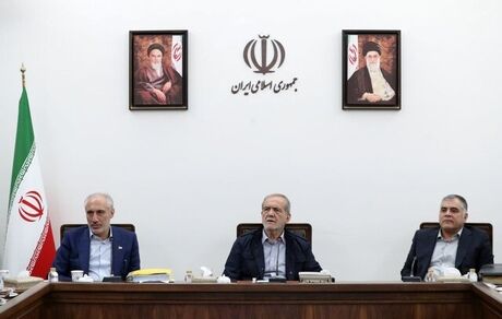 تاکید بر استفاده از ظرفیت دانشگاه‌ها و همچنین تجربیات متخصصان خارجی برای حل ناترازی‌ها